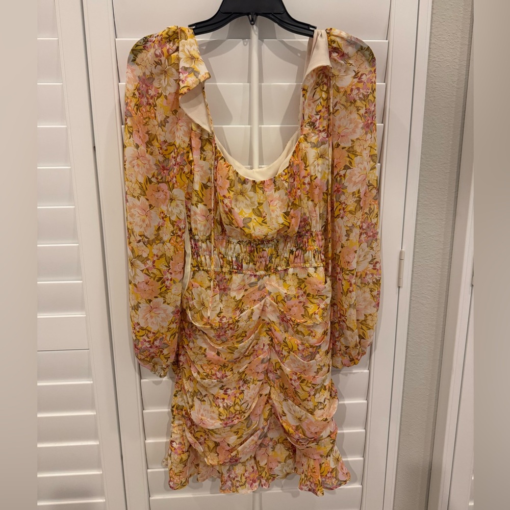 ASTR The Label Floral Ruched Mini Dress | Long Sleeve